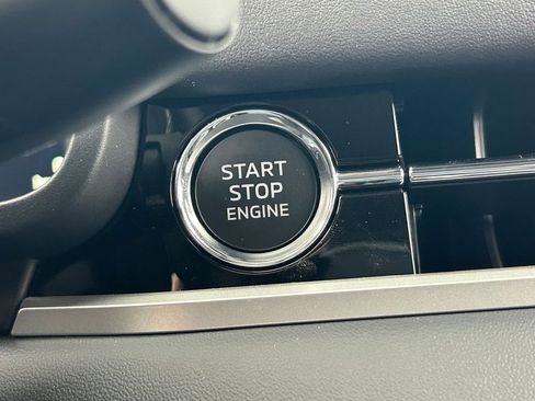 New 2026 Mitsubishi Outlander SEL FWD image 34