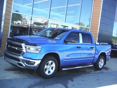 Used 2023 RAM 1500 Big Horn AWD/4WD image 1