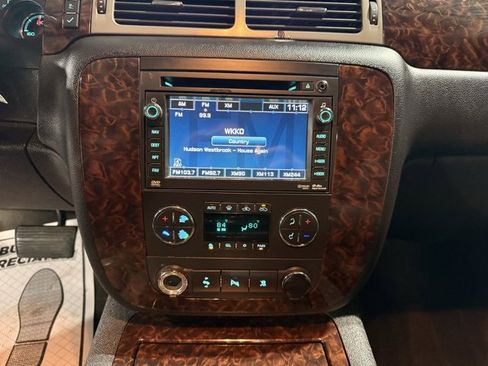 Used 2010 GMC Sierra 1500 Denali image 19