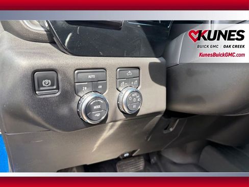 Used 2022 GMC Sierra 1500 Elevation w/ LPO, Elevation Black Package image 8