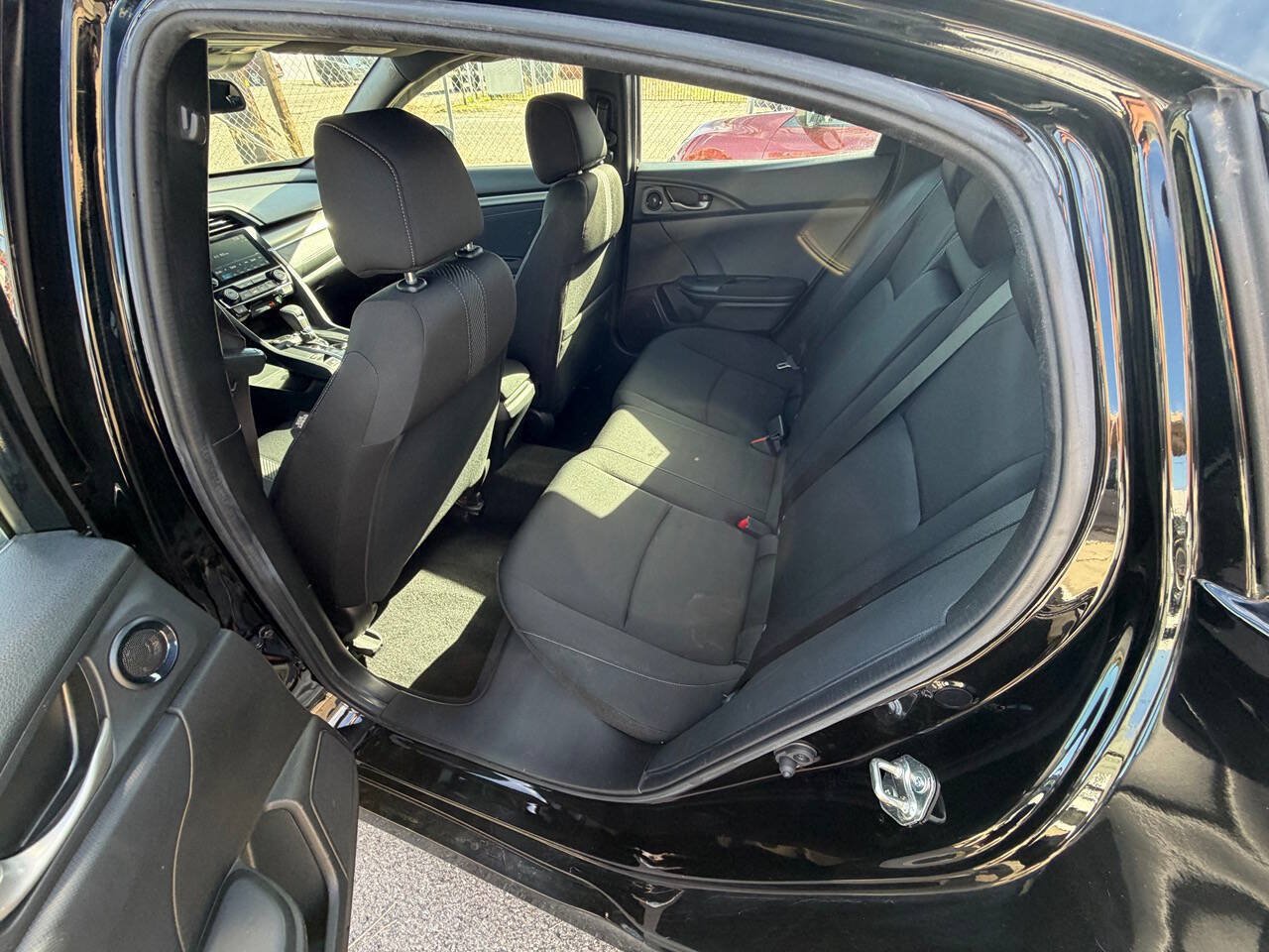 Used 2019 Honda Civic EX image 11