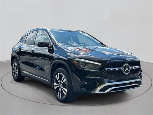 Certified 2025 Mercedes-Benz GLA 250 4MATIC image 6