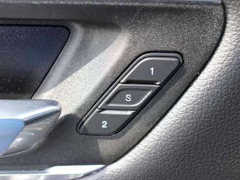 Used 2025 RAM 1500 Laramie AWD/4WD image 51