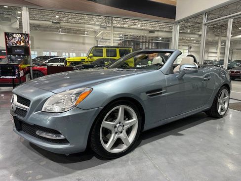 Used 2013 Mercedes-Benz SLK 250 image 15