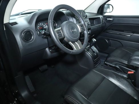 Used 2012 Jeep Compass Limited image 21