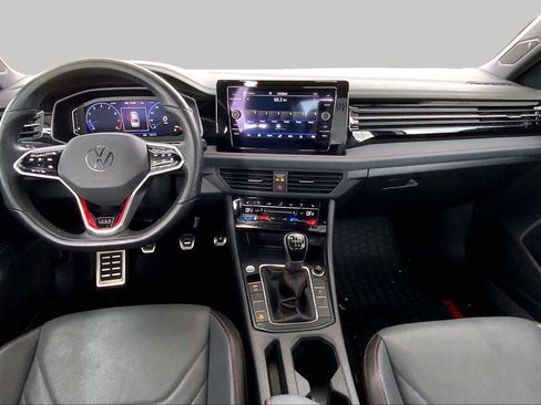 Used 2025 Volkswagen Jetta GLI Autobahn FWD image 15