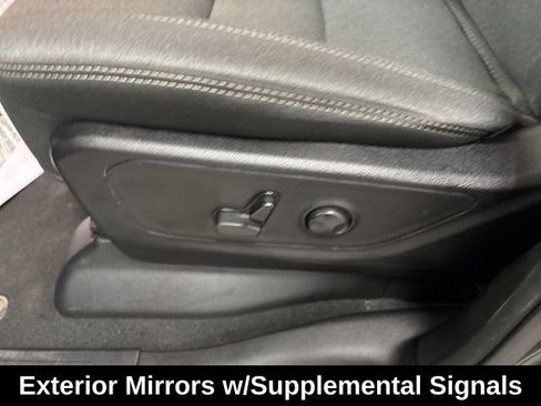 Used 2023 RAM 1500 Big Horn AWD/4WD image 15