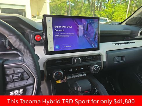 Used 2024 Toyota Tacoma TRD Sport w/ TRD Sport Upgrade Package image 26