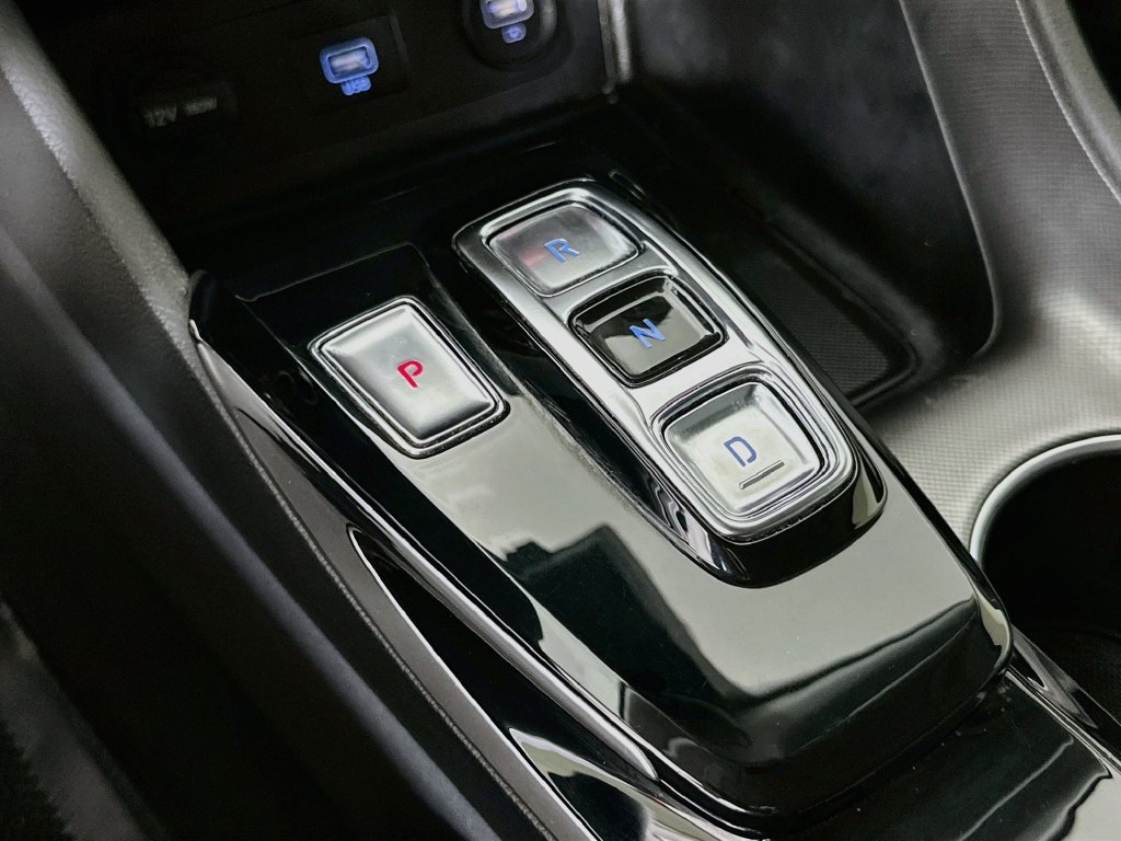 Used 2022 Hyundai Sonata SE FWD image 16