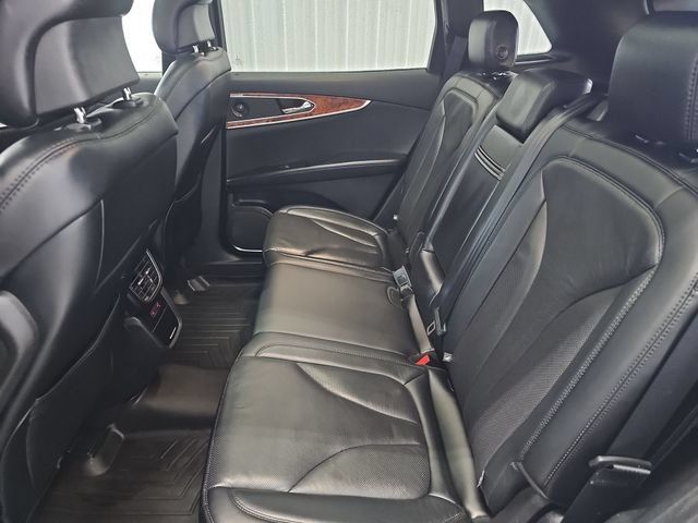 Used 2019 Lincoln Nautilus Reserve AWD/4WD image 24