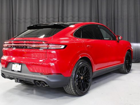 New 2026 Porsche Cayenne Coupe image 7