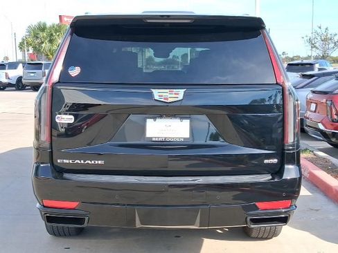 Used 2023 Cadillac Escalade ESV Sport Platinum w/ LPO, Floor Liner Package image 5