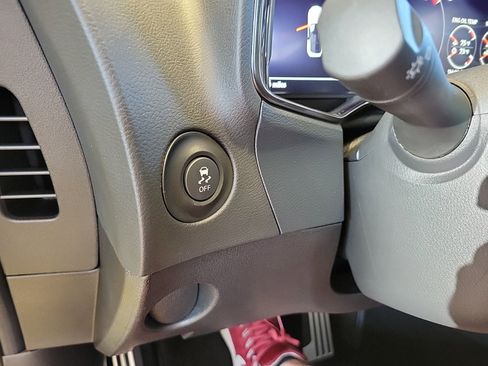 New 2024 Nissan Z Performance w/ Floor Mat Package image 30