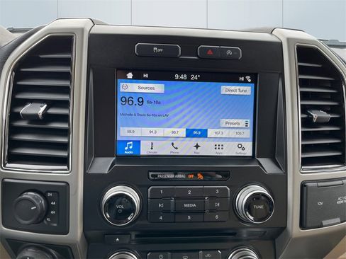 Used 2017 Ford F150 Lariat w/ Equipment Group 502A Luxury image 12