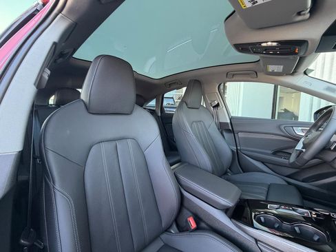 Used 2025 Audi A5 2.0T Prestige w/ 19" Wheel Package image 6