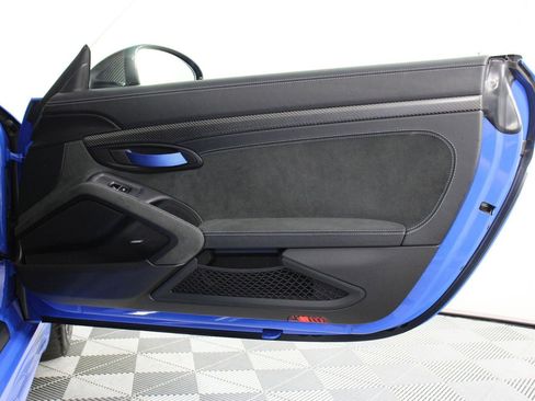 Certified 2025 Porsche 718 Boxster Spyder RS image 21