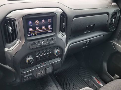 Used 2021 Chevrolet Silverado 1500 Custom Trail Boss AWD/4WD image 20