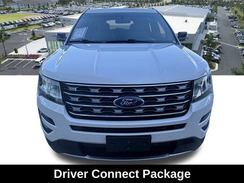 Used 2016 Ford Explorer XLT w/ Equipment Group 202A image 9