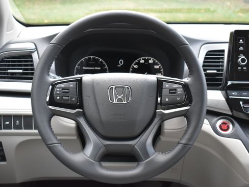 New 2026 Honda Odyssey EX-L image 17