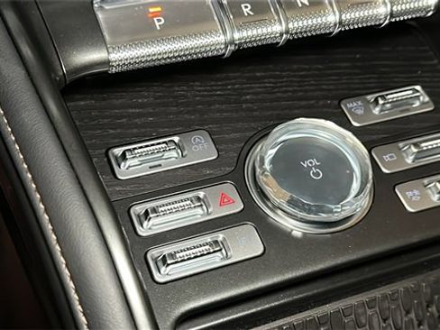 New 2026 Lincoln Nautilus Reserve image 22