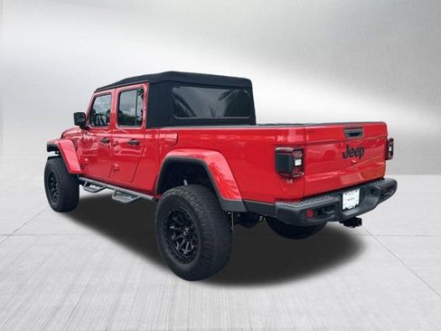 Used 2020 Jeep Gladiator Overland w/ Safety Group AWD/4WD image 8