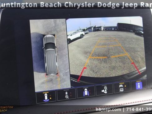 Used 2024 Chevrolet Suburban RST w/ Luxury Package image 31