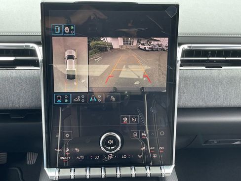 New 2026 GMC Sierra EV Elevation image 15