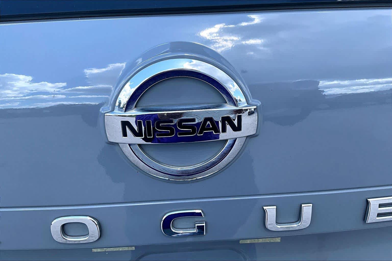 Used 2021 Nissan Rogue Platinum AWD/4WD image 30