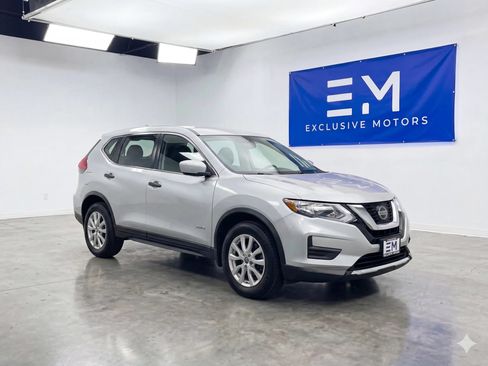 Used 2016 Nissan Rogue S AWD/4WD image 1