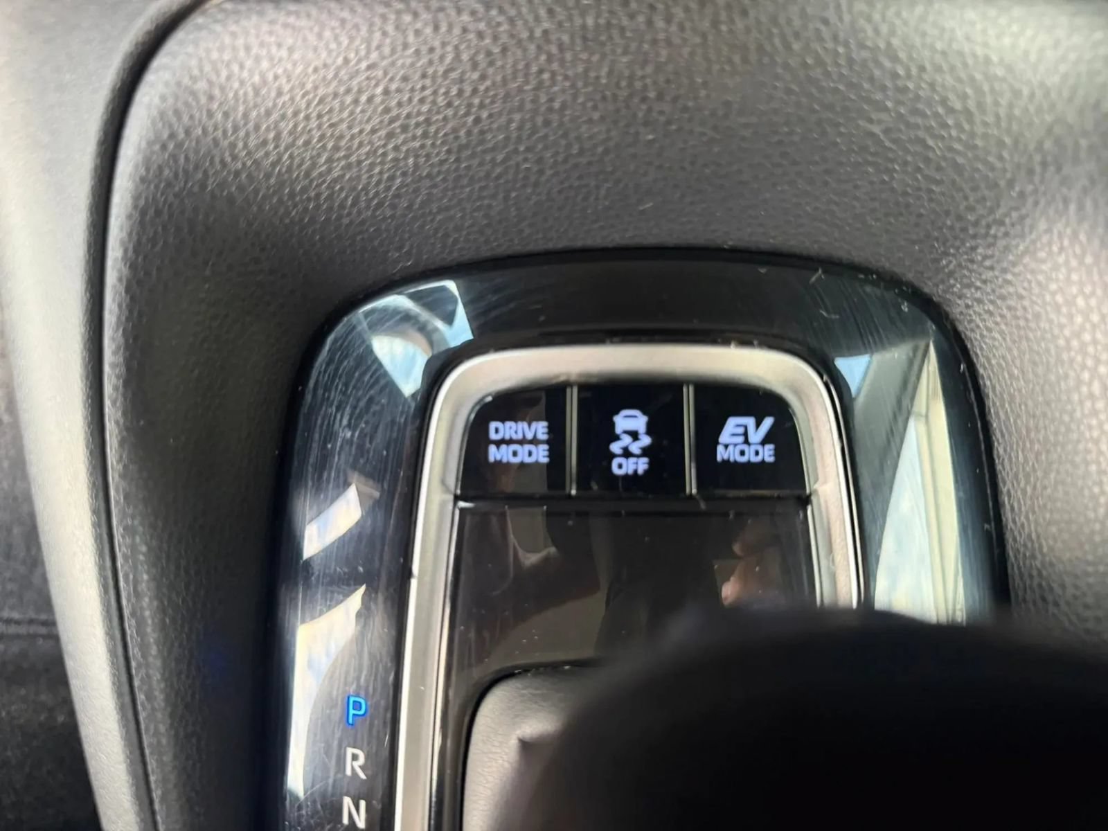 Used 2021 Toyota Corolla LE FWD image 25