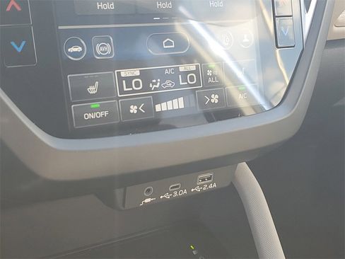 New 2025 Subaru Forester Limited image 25