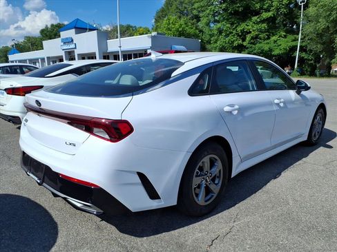 Used 2021 Kia K5 LXS FWD image 3