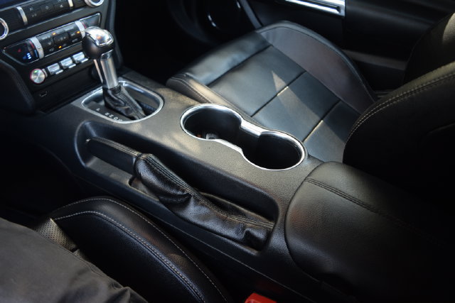Used 2021 Ford Mustang Premium RWD image 13