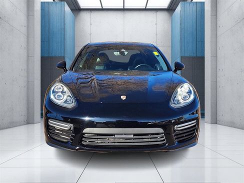 Used 2014 Porsche Panamera GTS w/ Premium Package Plus image 21