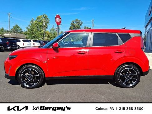 Used 2023 Kia Soul EX image 9