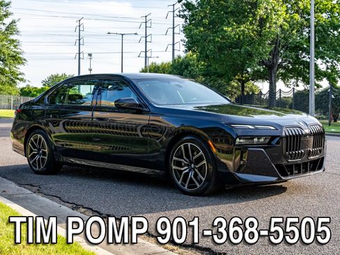 Used 2023 BMW 760i xDrive AWD/4WD image 4