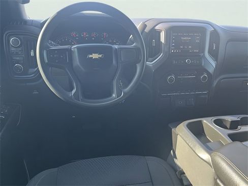 Used 2020 Chevrolet Silverado 1500 Custom w/ Custom Value Package image 14