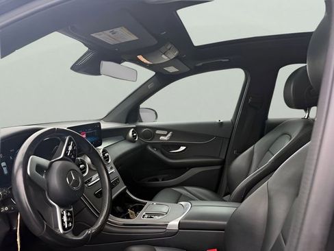 Used 2022 Mercedes-Benz GLC 300 4MATIC image 12