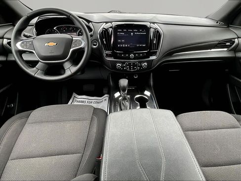 Used 2023 Chevrolet Traverse LT FWD image 7