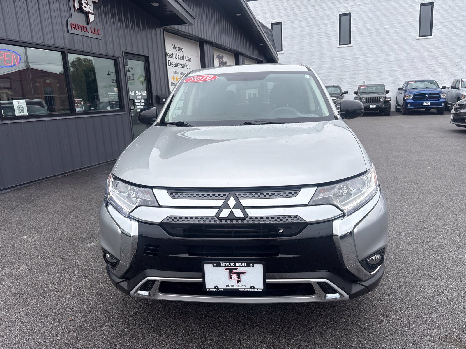 Used 2019 Mitsubishi Outlander AWD image 8