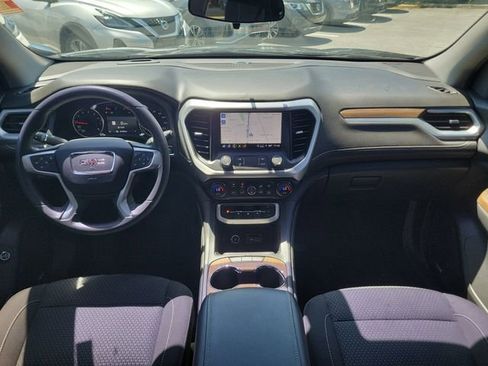 Used 2023 GMC Acadia SLE w/ Driver Convenience Package FWD image 15