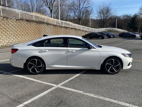 Certified 2022 Honda Accord Sport image 9