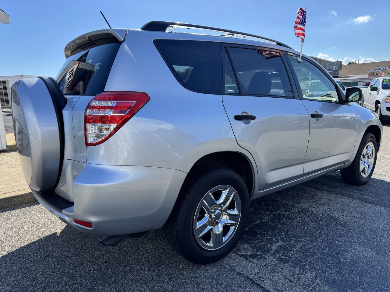 Used 2012 Toyota RAV4 FWD w/ Value Pkg image 9