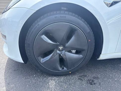Used 2020 Tesla Model 3 Long Range AWD/4WD image 9