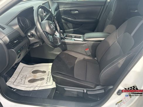 Used 2022 Nissan Sentra SV image 15