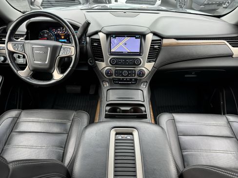 Used 2019 GMC Yukon Denali w/ Denali Ultimate Package image 22