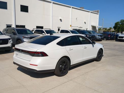 New 2025 Honda Accord SE image 6