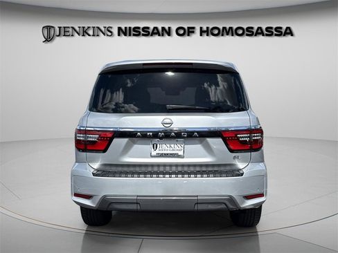 Certified 2021 Nissan Armada SL w/ Captain's Chairs Package image 11