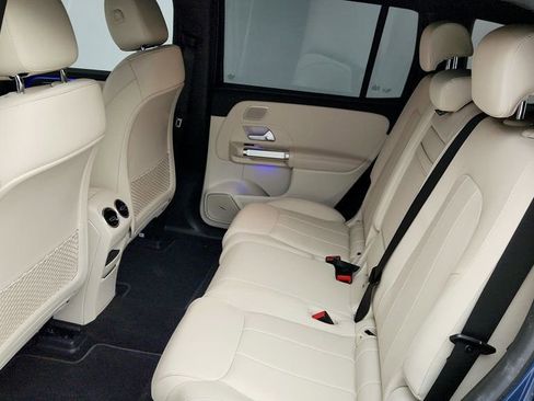 Used 2023 Mercedes-Benz EQB 250+ image 19