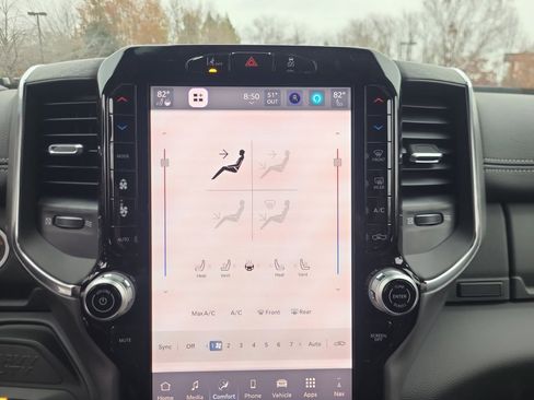 New 2026 RAM 2500 Laramie w/ Night Edition image 18